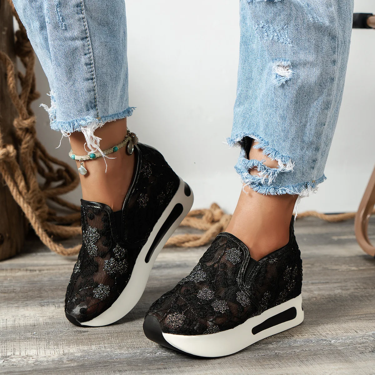 Koronkowe baleriny na platform – Running Gear Ladies recenzja i cena